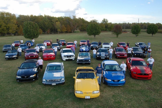 MUSTANG CAR SHOW