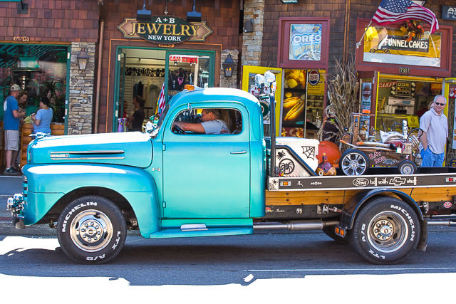 Pigeon-Forge-Hot-Rod-Run
